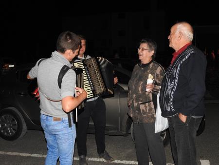 Prireditev Druži naju ples in petje z mednarodno udeležbo 118